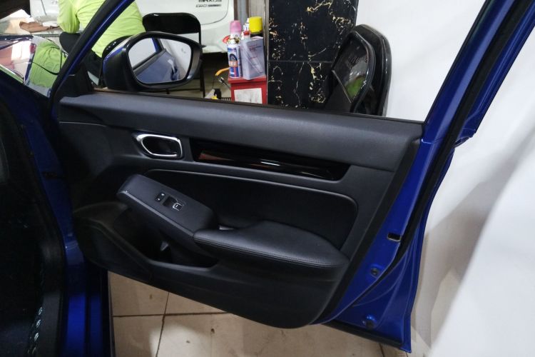 本田 思域 2022款 240TURBO CVT劲动版中控内饰7005