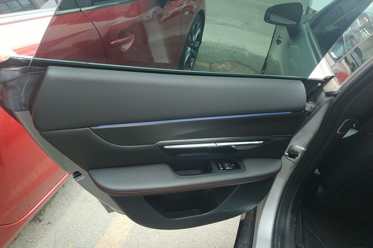 小鹏P7 2023款 P7i 702 Pro中控内饰7008