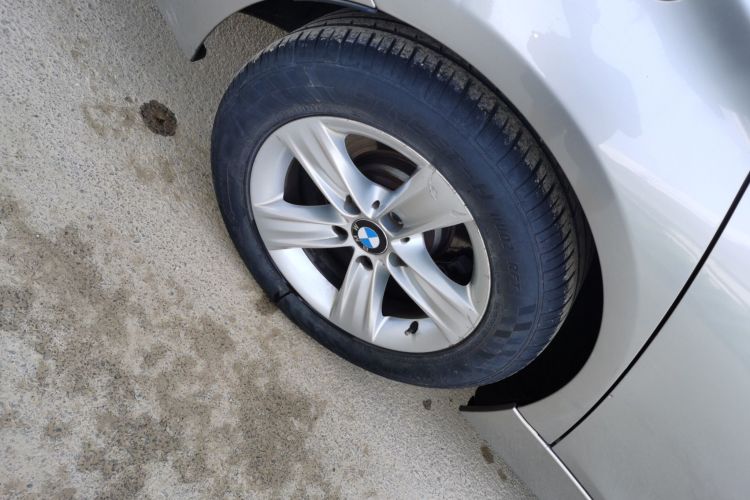 宝马3系 2016款 316Li 时尚型车身外观6008