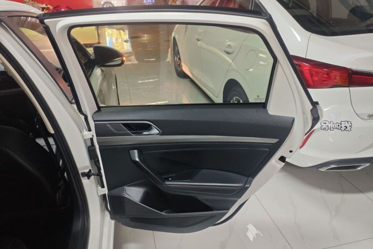 大众 朗逸 2019款 1.5L 自动舒适版 国VI中控内饰45