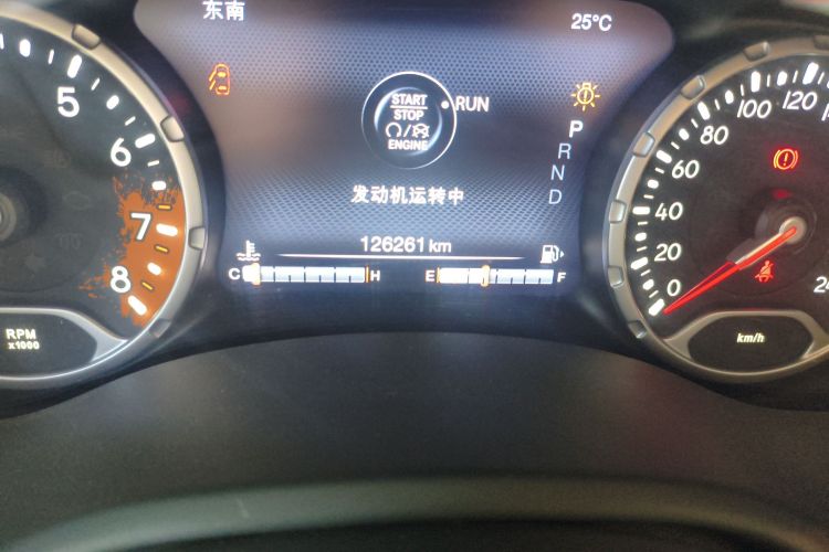 Jeep 自由侠 2016款 1.4T 自动智能版中控内饰15