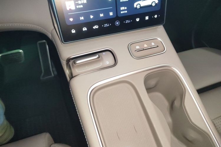 蔚来ES6 2024款 75kWh局部细节18