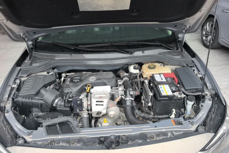 别克 英朗 2018款 15T 双离合进取型 国V机舱底盘24