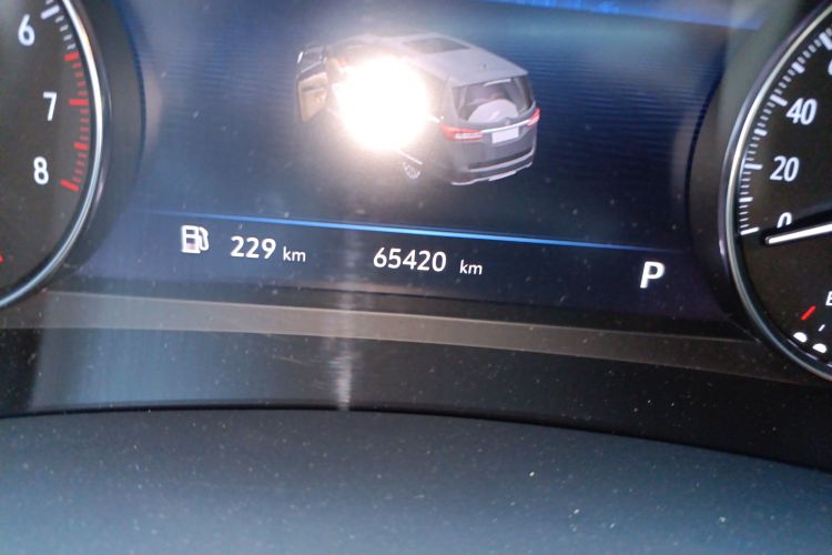 别克GL8 2020款 陆上公务舱 652T 尊贵型中控内饰15