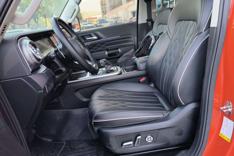 坦克300 2024款 2.0T 挑战者中控内饰19