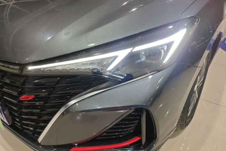 长安 逸动 2024款 PLUS 蓝鲸NE 1.4T GDI DCT高能版局部细节36