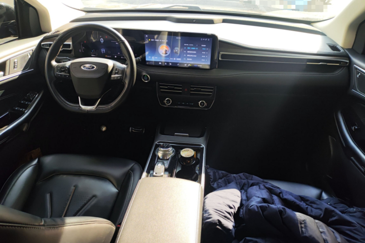 福特 锐界 2021款 PLUS EcoBoost 245 两驱豪锐型 7座中控内饰12