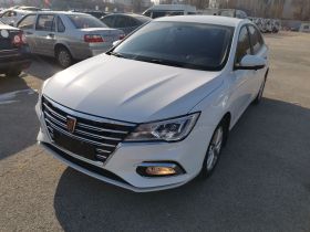 荣威i5 2020款 1.5L 手动4G互联领豪版