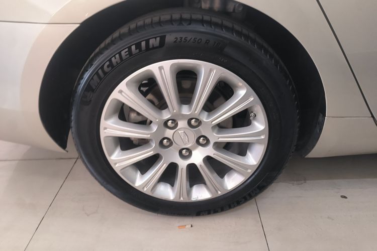 凯迪拉克XTS 2017款 28T 豪华型车身外观6001