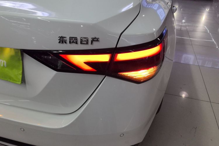 日产 轩逸 2023款 1.6L CVT悦享版车身外观6001