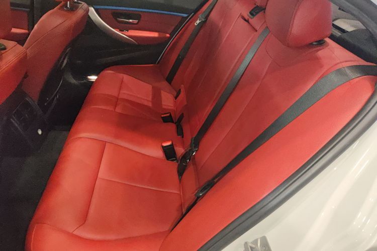 宝马3系 2019款 320i M运动套装中控内饰7004