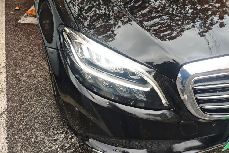 奔驰C级 2019款 C 260 L车身外观8