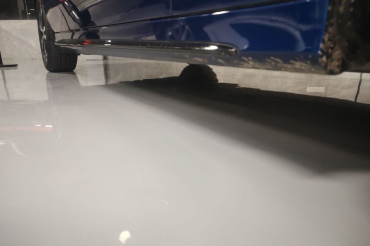 奔驰C级 2020款 C 260 运动版局部细节9001