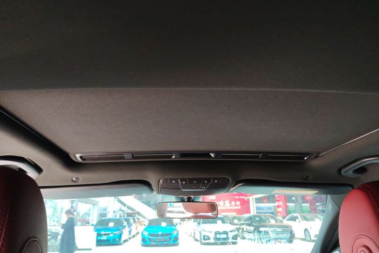 奔驰C级 2020款 C 260 运动版局部细节22