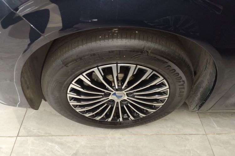 腾势D9 2022款 DM-i 970 四驱旗舰型车身外观6007