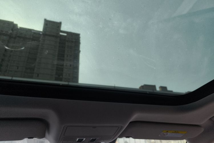 捷豹F-PACE 2018款 2.0T 两驱都市尊享版局部细节22