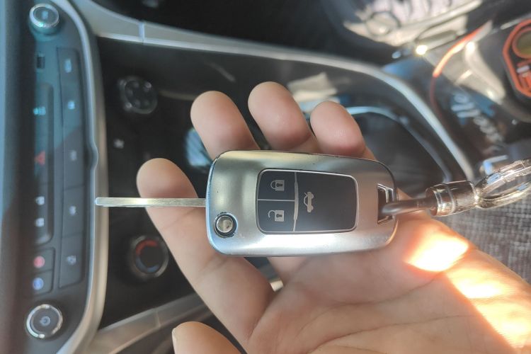 别克 英朗 2021款 改款 1.3T 自动轻混动精英型中控内饰11