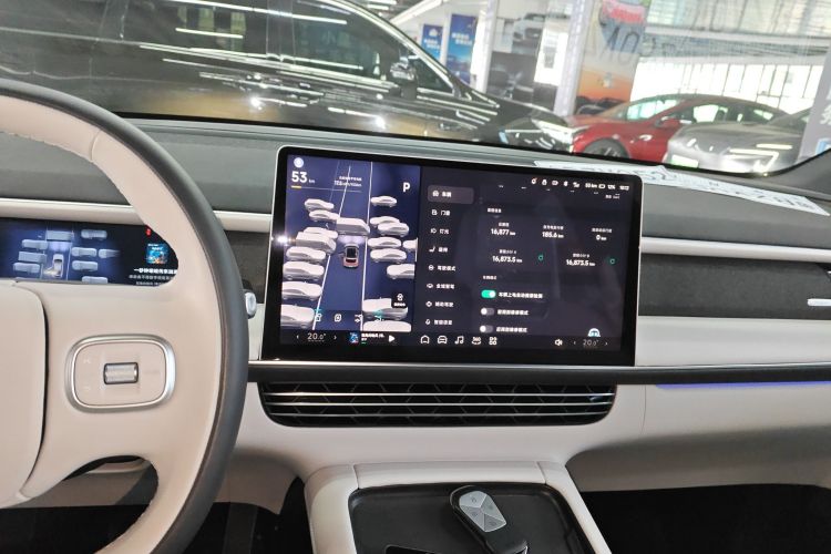 小鹏G6 2023款 580 长续航 Max中控内饰16