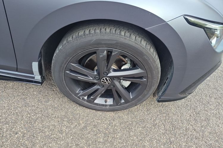 大众 高尔夫 2023款 改款 280TSI DSG R-Line Lite车身外观10