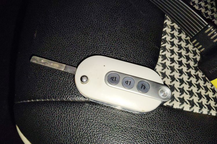 五菱汽车 宏光MINIEV 2024款 第三代 215km 进阶版中控内饰11