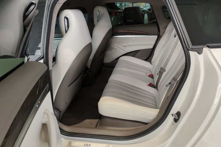 智己汽车 智己L7 2022款 Dynamic中控内饰21