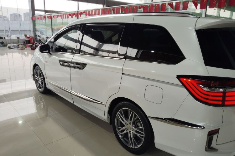 本田 艾力绅 2019款 2.0L 混动豪华版车身外观6003