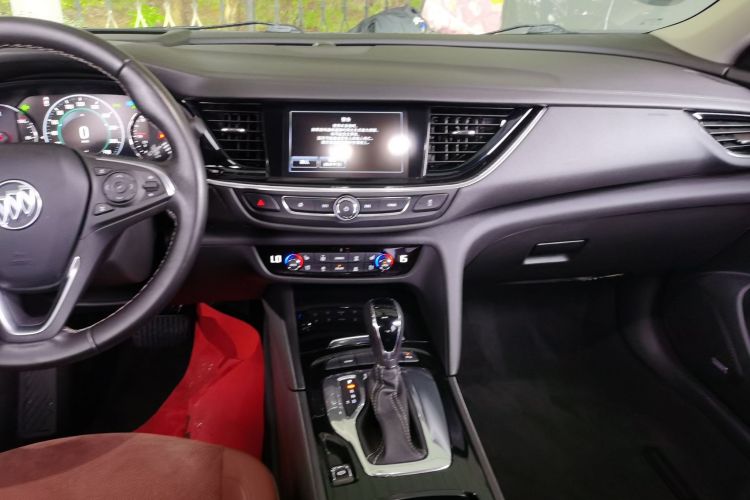 别克 君威 2019款 28T 尊享型 国VI中控内饰16