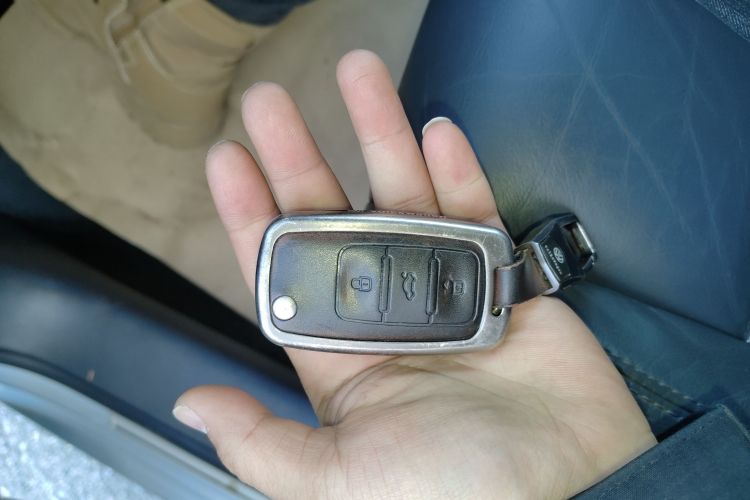 大众 途安 2013款 1.4T DSG舒适版5座中控内饰11