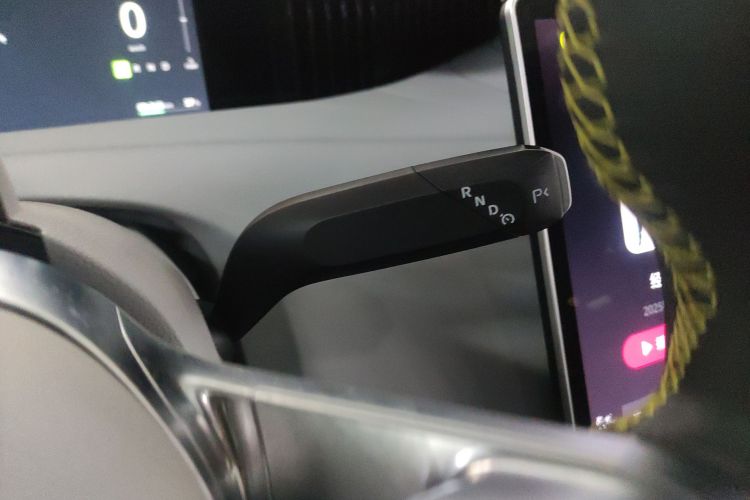 阿维塔11 2022款 超长续航双电机奢享版 4座中控内饰18