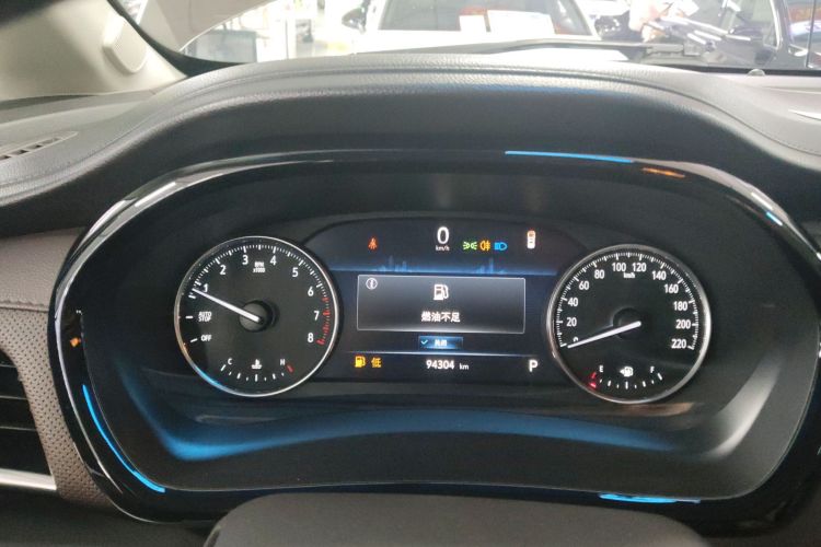 别克GL8 2021款 陆上公务舱 652T 豪华型中控内饰14