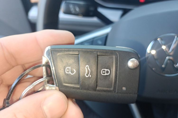 大众 速腾 2024款 300TSI DSG超越版中控内饰11