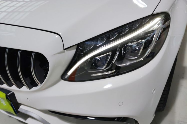 奔驰C级 2015款 C 200 L 4MATIC局部细节36