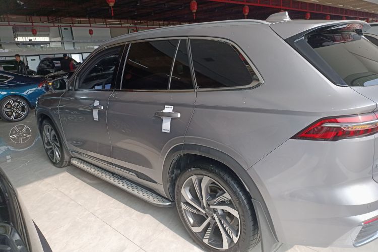 吉利汽车 星越L 2024款 2.0TD 高功自动两驱天际版车身外观4