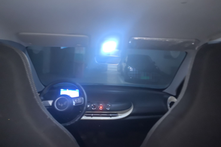 五菱汽车 五菱缤果 2023款 203km 轻享款局部细节22