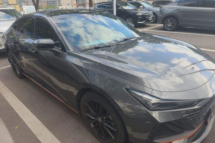 长安UNI-V 2023款 1.5T 运动版车身外观6002