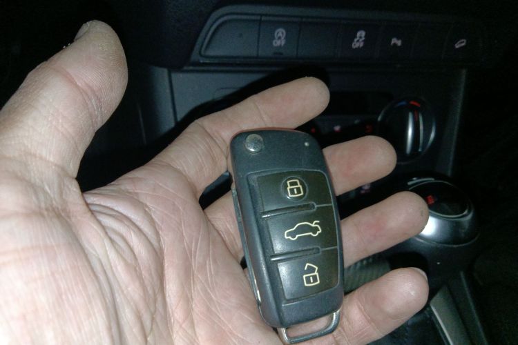 奥迪Q3 2016款 40 TFSI quattro 全时四驱运动型中控内饰11