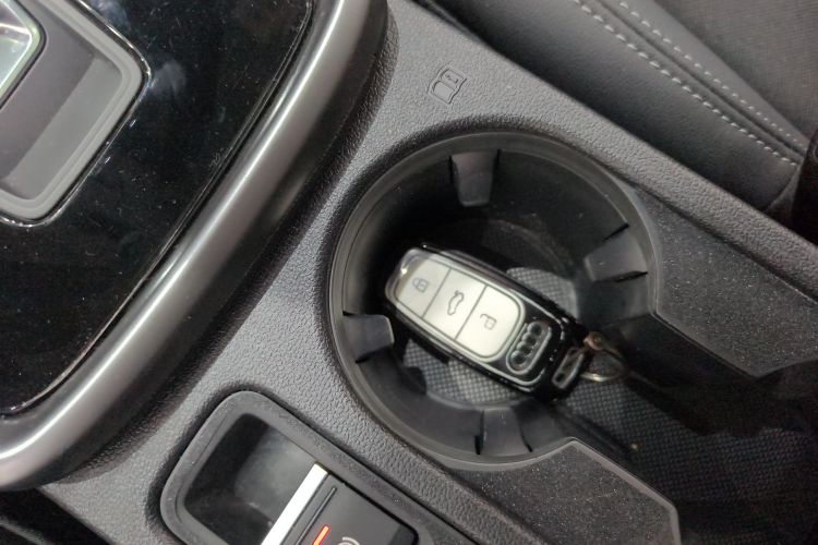 奥迪A3 2024款 Sportback 35 TFSI 时尚运动型中控内饰7001