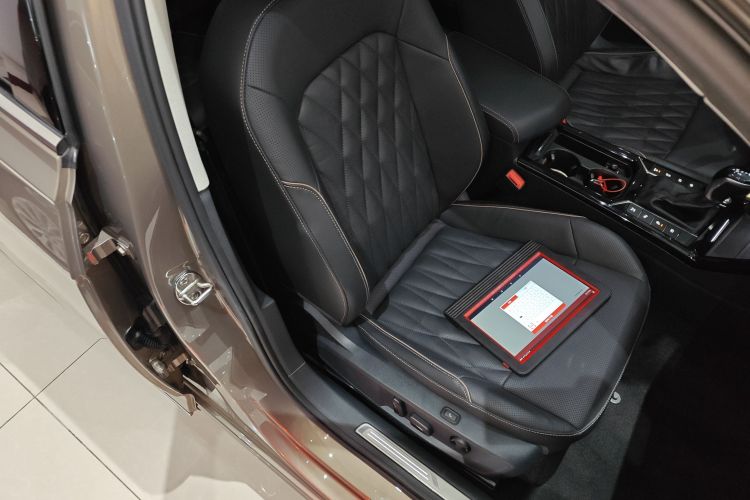 大众 帕萨特 2020款 380TSI 旗舰版 国VI局部细节41