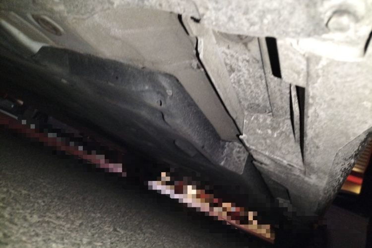 丰田 凯美瑞 2024款 双擎 2.0HXS 运动Plus版局部细节9004