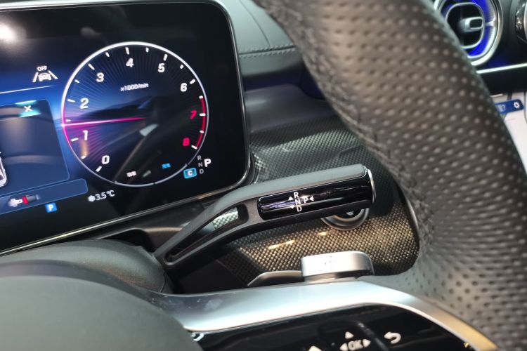 奔驰C级 2025款 C 260 L 运动版中控内饰18