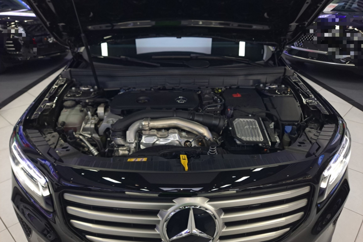 奔驰GLB 2025款 GLB 220 动感型机舱底盘24