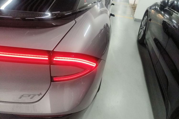 小鹏P7+ 2024款 超长续航 Max车身外观9