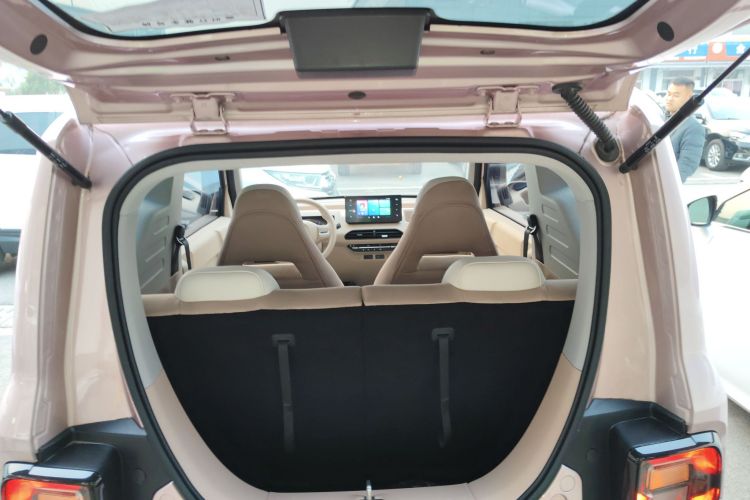 吉利银河 2023款 熊猫mini 200km 耐力熊机舱底盘23