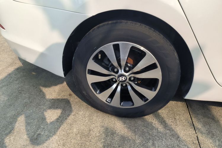 现代 名图 2014款 1.8L 自动智能型GLS车身外观6008