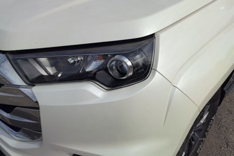 江铃 域虎7 2022款 2.0T自动柴油四驱舒享型标轴局部细节36