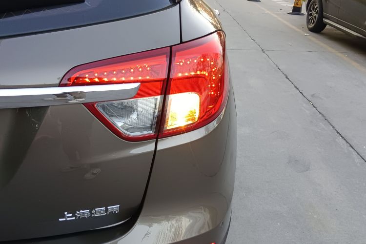 别克 昂科威 2016款 20T 四驱精英型车身外观6006