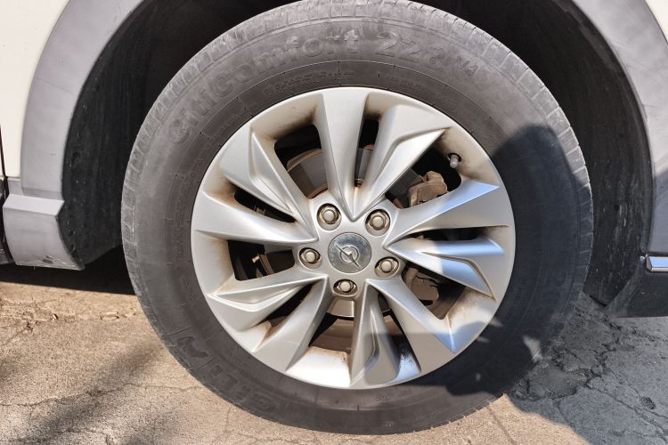 海马S5青春版 2018款 1.6L 手动精英型车身外观10