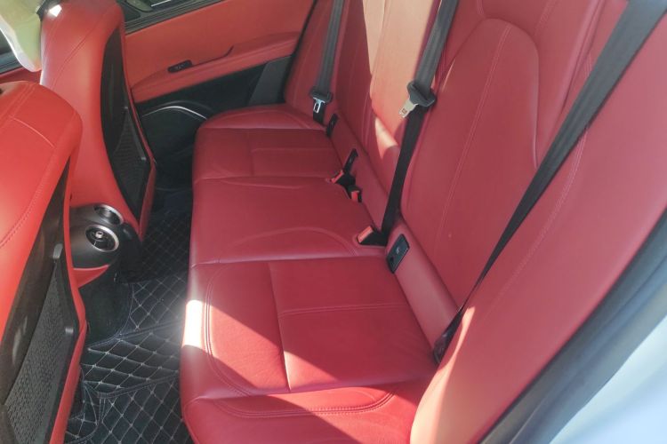 阿尔法·罗密欧 Stelvio斯坦维 2017款 2.0T 200HP 豪华版中控内饰7004