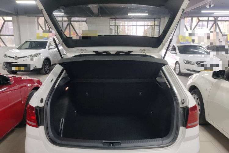 大众 朗行 2015款 230TSI DSG舒适版机舱底盘23