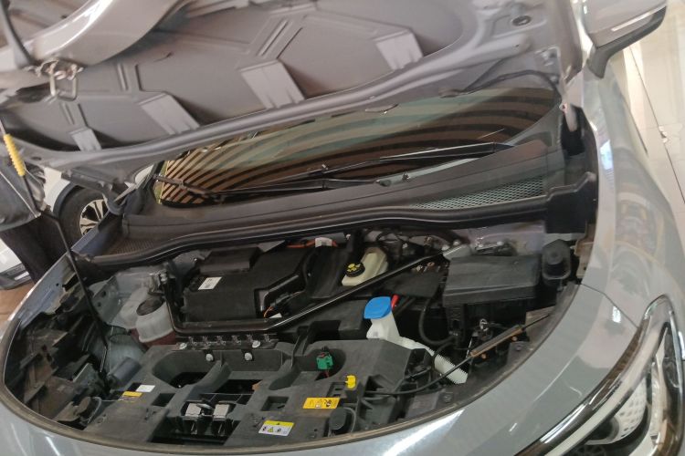 大众 ID.4 CROZZ 2024款 纯享限量版机舱底盘24